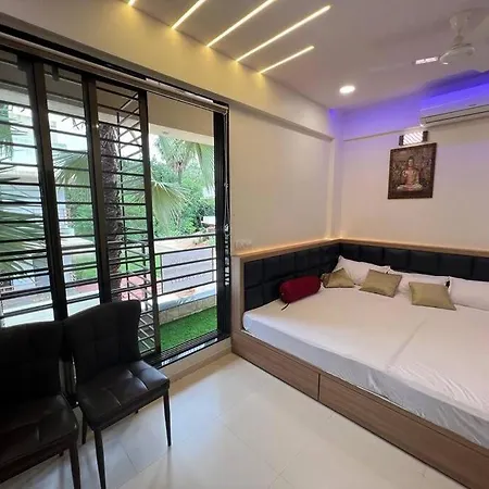 3bhk Parindacasa With Pvt Pool & Uhd Theatre Mumbai