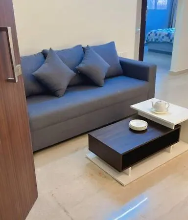 Pixiestays 2bhk Flat Malad * Mumbai