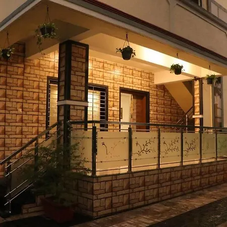 Villa Stayhaven Aqua With Pvt Theatre & Pool Mumbai