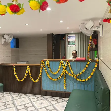 Guest house Woodland Near Dadar Railway Station