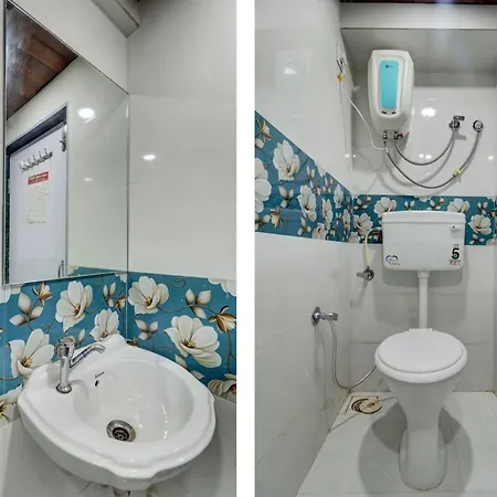 Ab Residency Near Kokilaben Dhirubhai Ambani Hospital Andheri West 3*