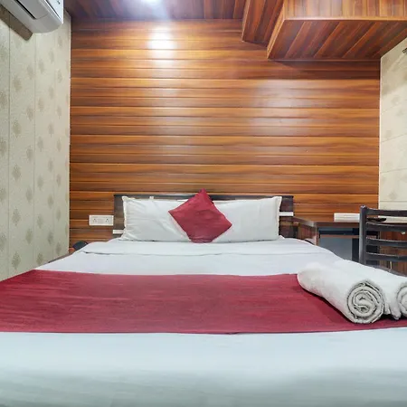 Ab Residency Near Kokilaben Dhirubhai Ambani Hospital Andheri West Hotel