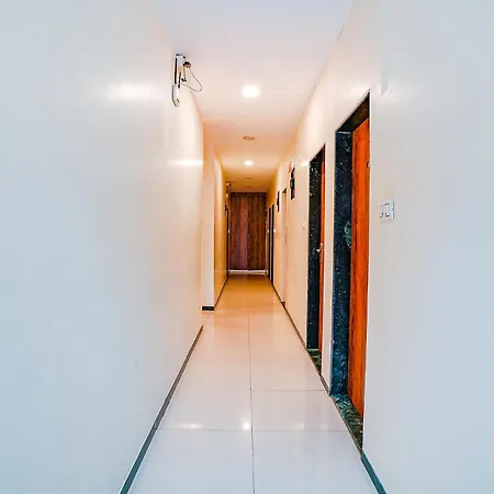 Hotel Fabhotel Prakash - Nr International Airport 3*