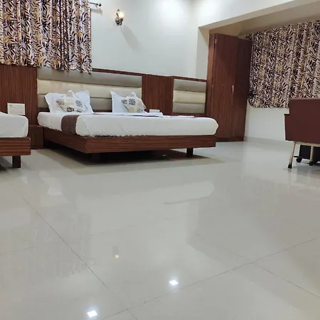 Fabhotel Golden Palms Hotel Mumbai
