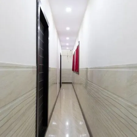 Nityanannd- Sakinaka Metro Station Guest house *