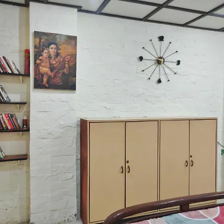 Ivory Room, Ac, Smart Tv, Ensuite, Independent Mumbai