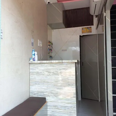 Hostel Qadari