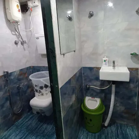 Qadari Hostel Mumbai
