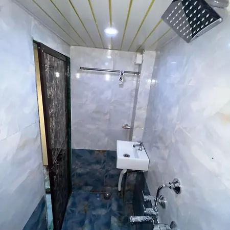 Qadari Hostel Mumbai