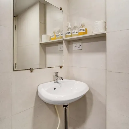 Cleo 1bhk Khar W By The Company Bed & Breakfast Mumbai