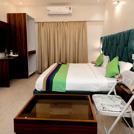 Golden Tulipz Hotel Mumbai