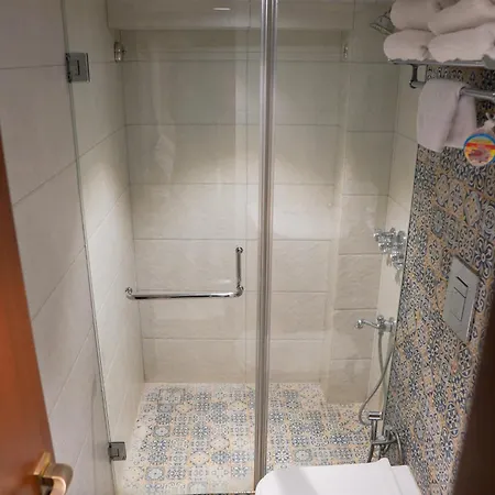 Corporate Apartment, Santacruz, Near Bkc Apartment *