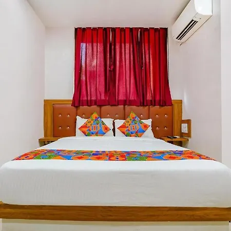 Glitz Diamond - Nr Bkc 2* Mumbai