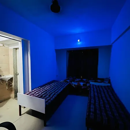 Hostel Ak Homez