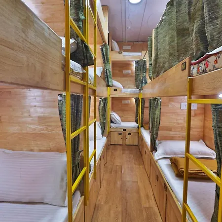 Gateway Hostel *