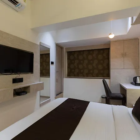 Hotel Larmont Luxury Mumbai