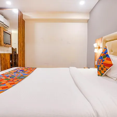 Fabhotel Grand Prime - Nr Nesco Exhibition Centre 3*