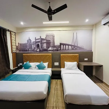 Hotel Le West Near Exhibition Center &
