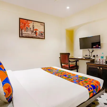 Hotel Fabhotel Supra Homes 3*