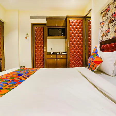 Hotel Fabhotel Supra Homes 3*