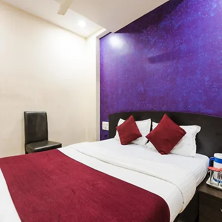 Hotel Oyo 1088 Golden Sagar