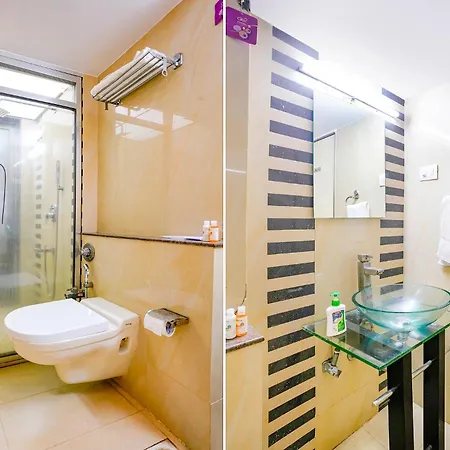 Fabhotel Corporate Bandra 3*