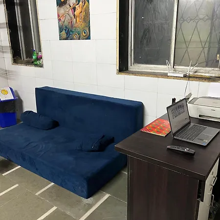 Solo Hostel