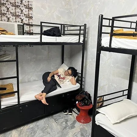 Solo Hostel Mumbai