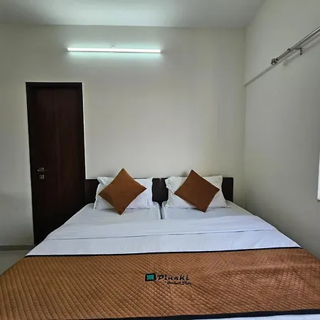 Pinaki Comfort Malad *