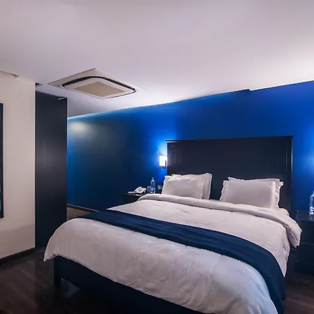 Bed & Breakfast The V Sadan Mumbai