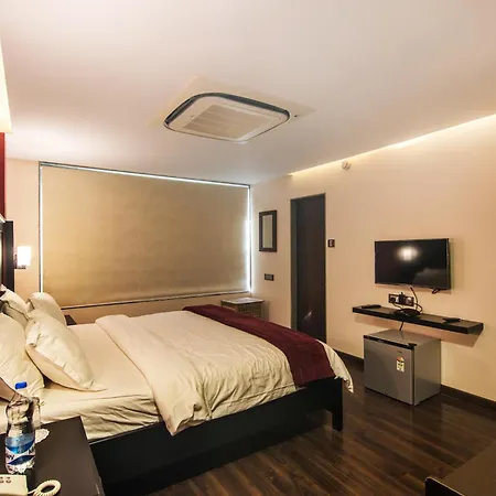 The V Sadan Bed & Breakfast 4*