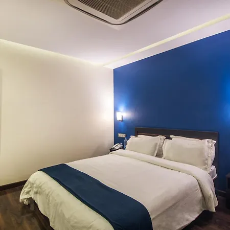 Bed & Breakfast The V Sadan