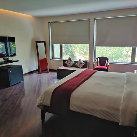 Bed & Breakfast The V Sadan Mumbai