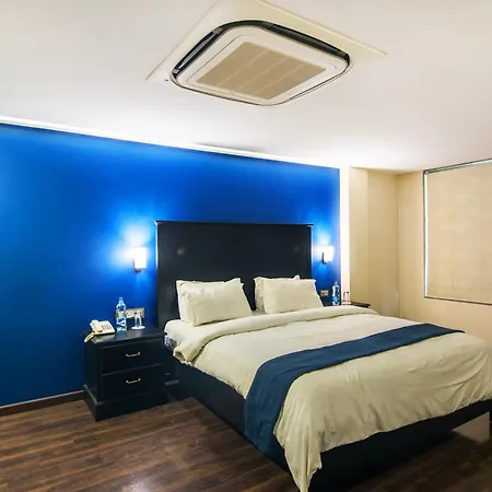 Bed & Breakfast The V Sadan Mumbai