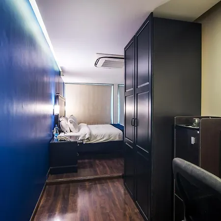 The V Sadan Bed & Breakfast Mumbai