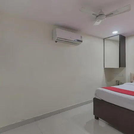 Hotel O By Oyo Ak Palace Near Chhatrapati Shivaji International Airport