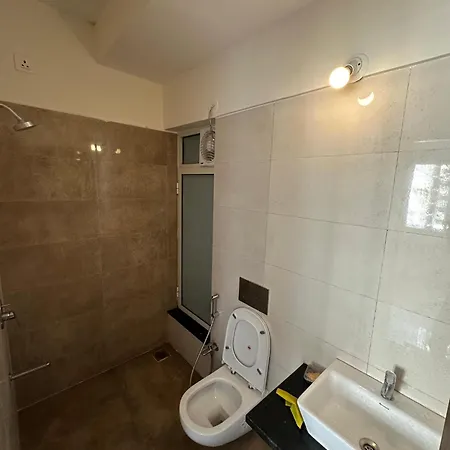 Economical 1bhk On Western Highway Mumbai