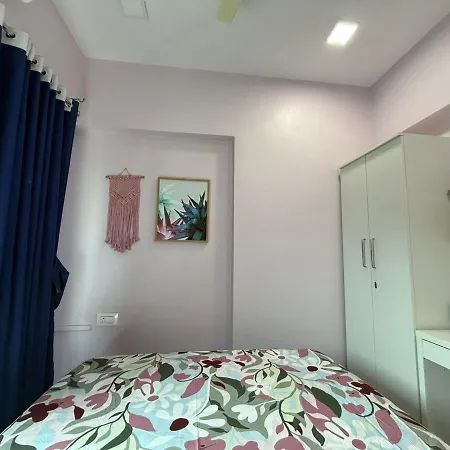Apartment Bandra Nest Peaceful Retreat Nr Veronica Road