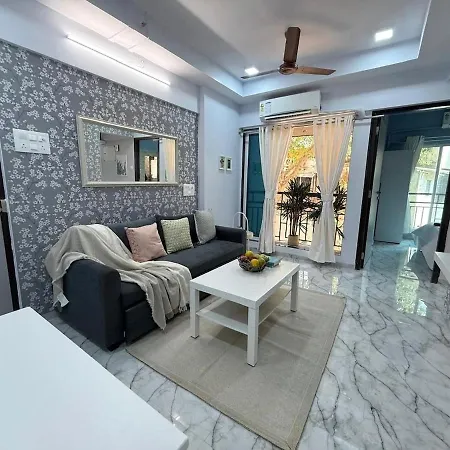 Apartment Bandra Nest Peaceful Retreat Nr Veronica Road
