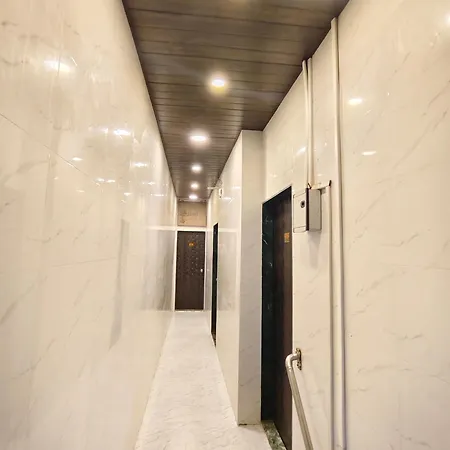 K D Palace Nx Hotel 3*