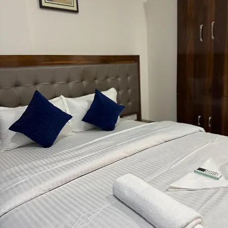 Luna Spaces- Blues Nr International Airport Mumbai