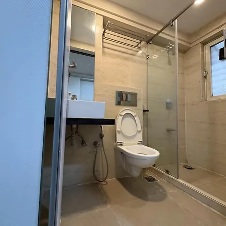 Cozy In Andheri Near Airport *