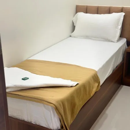 Pride Near Airport T2 Hotel *