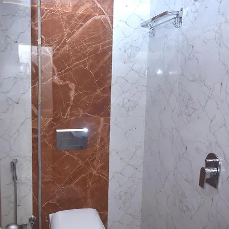 Hotel Pride Near Airport T2