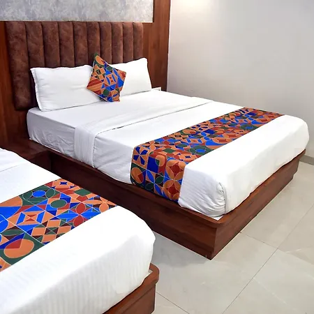 Hotel Pride Near Airport T2 *