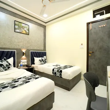 Hotel N.m. Mumbai