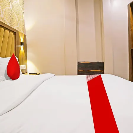 Hotel Super O Andheri East 3*