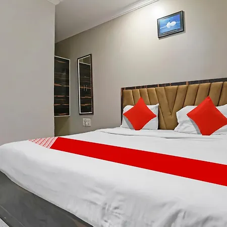 Super O Andheri East 3*