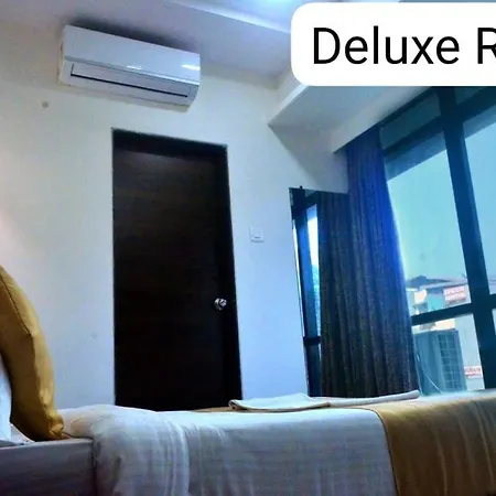 Hotel The Mumbai