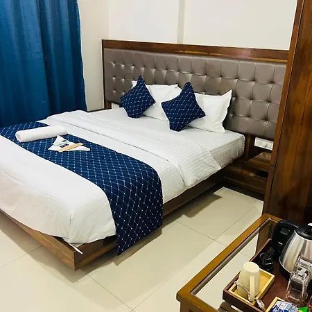 Bed & Breakfast Luna Spaces Mumbai